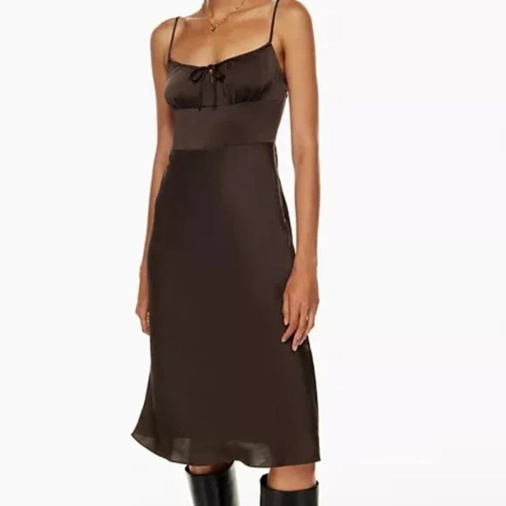 Aritzia Wilfred Bellow Satin Dress in Rich Mocha Brown Size US 2 -read